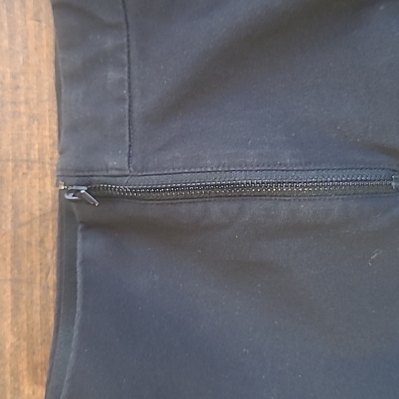 Everlane Pants Women's sz 2 Black The Side Zip Mid Rise Stretch Crop Pants - Picture 6 of 11